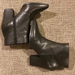 Nine West booties
